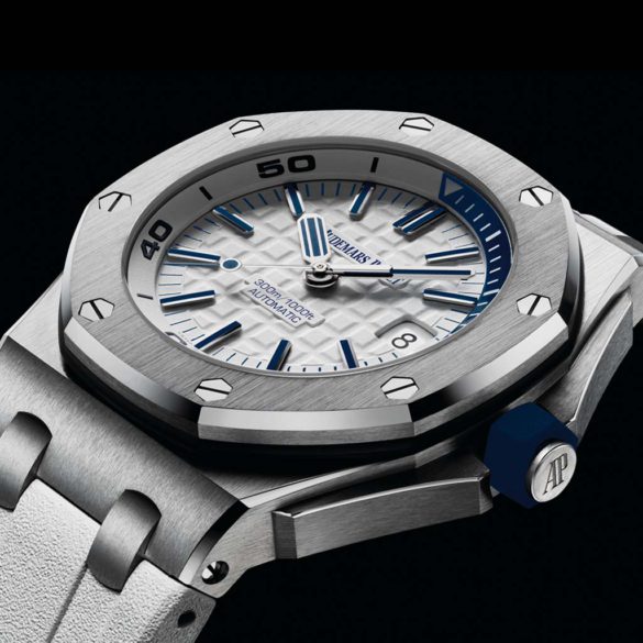 Audemars Piguet Royal Oak Offshore Diver Funky Colour editions white side 15710ST.OO.A010CA.01